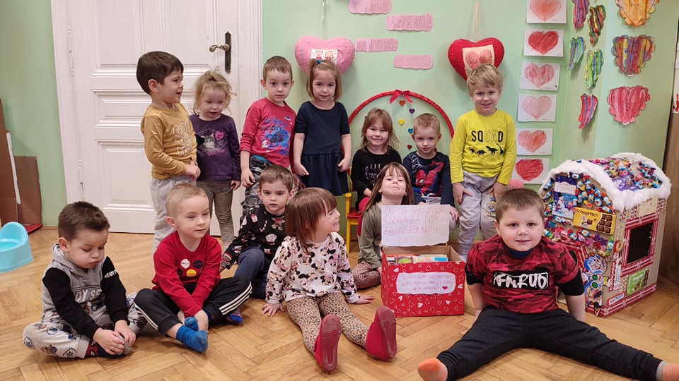 DONACIJA KNJIGA U DOM ZA (NE)ZBRINUTU DJECU
