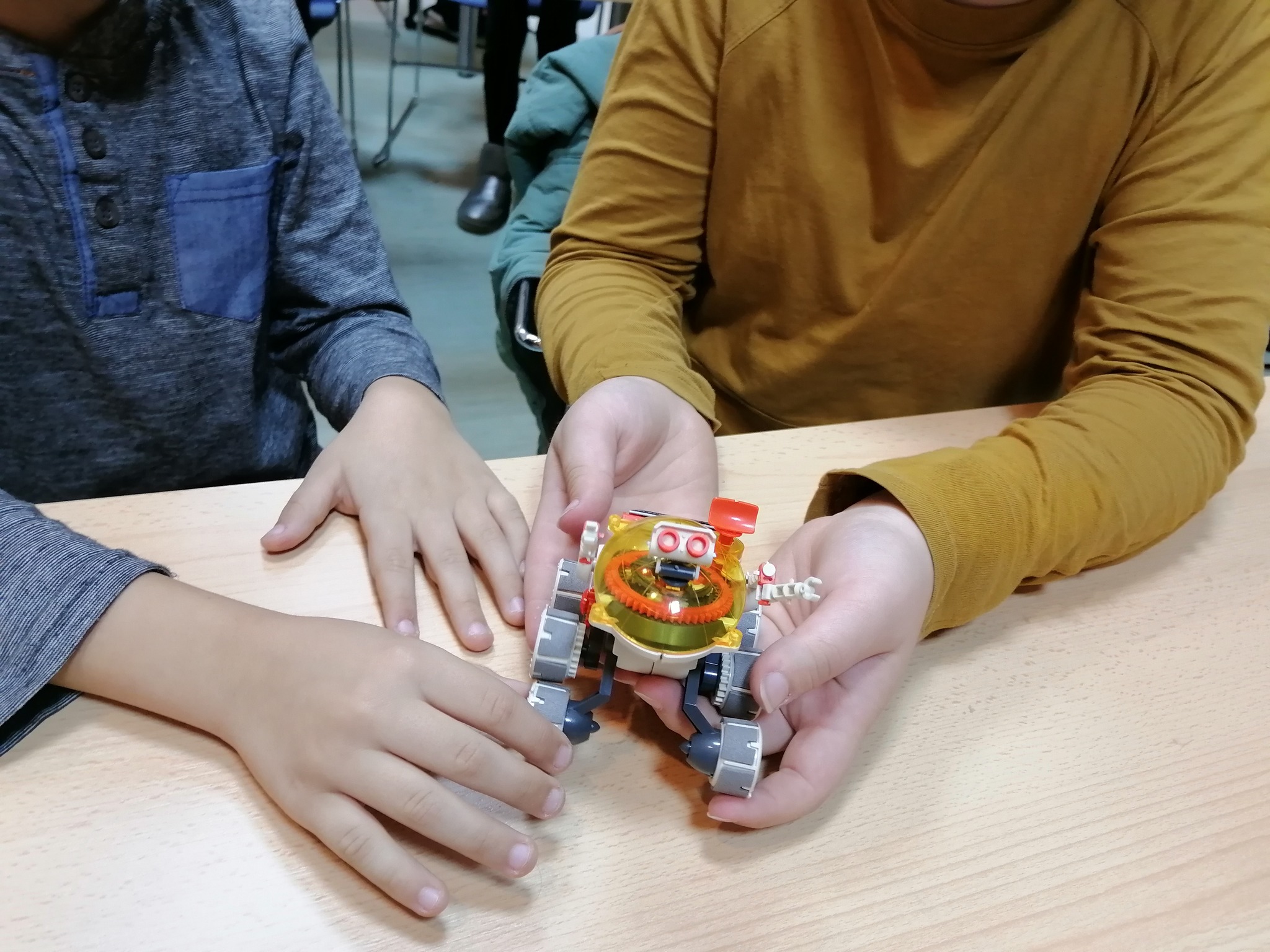 RADIONICA IZRADE SOLARNOG ROBOTSKOG VOZILA